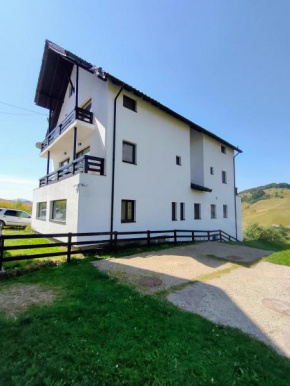 VILA LUCA-Hotel